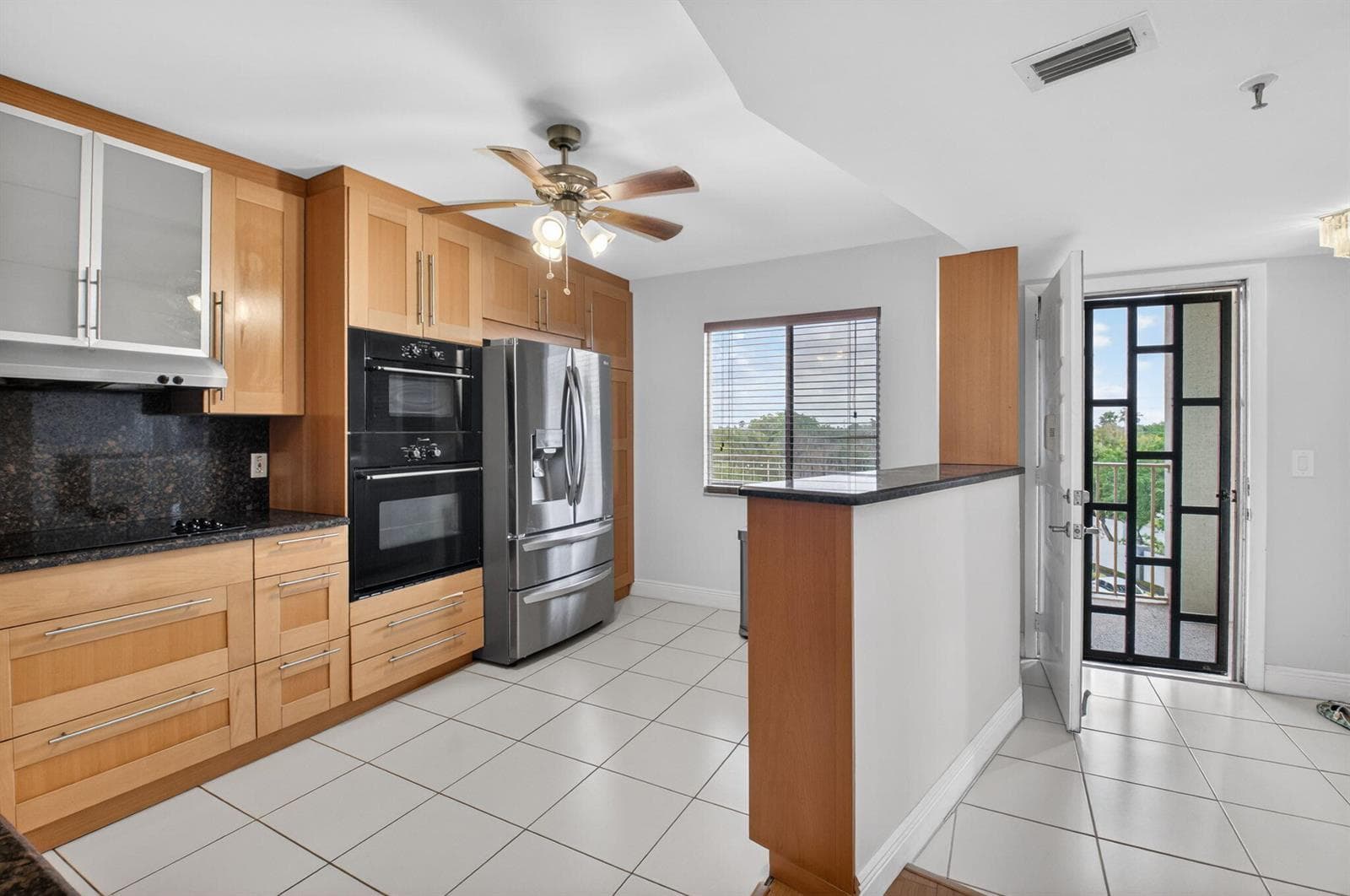 14475 Strathmore Lane 503 photo 2