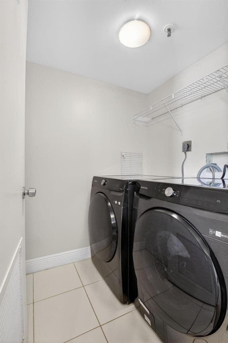 14475 Strathmore Lane 503 photo 22