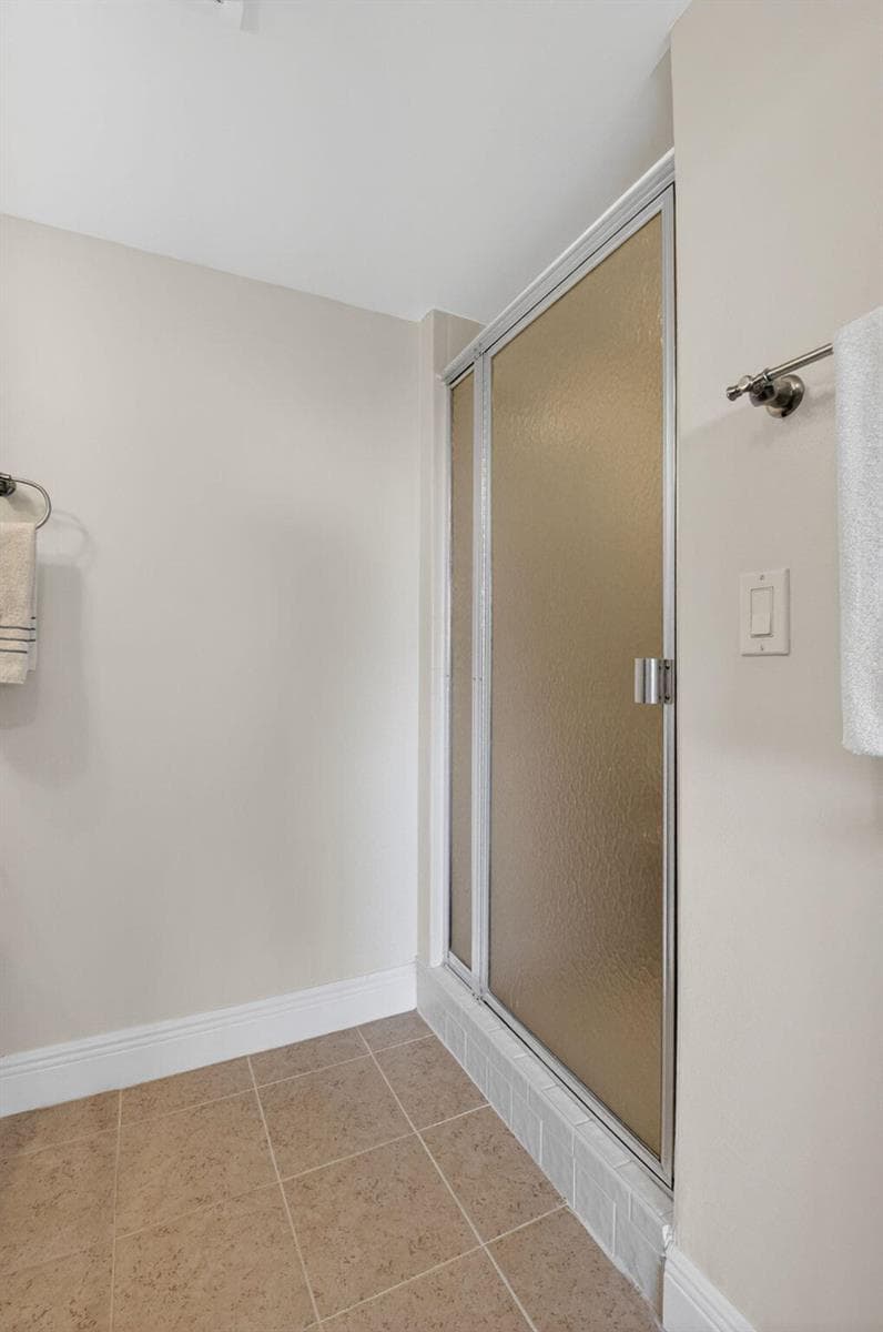 14475 Strathmore Lane 503 photo 20