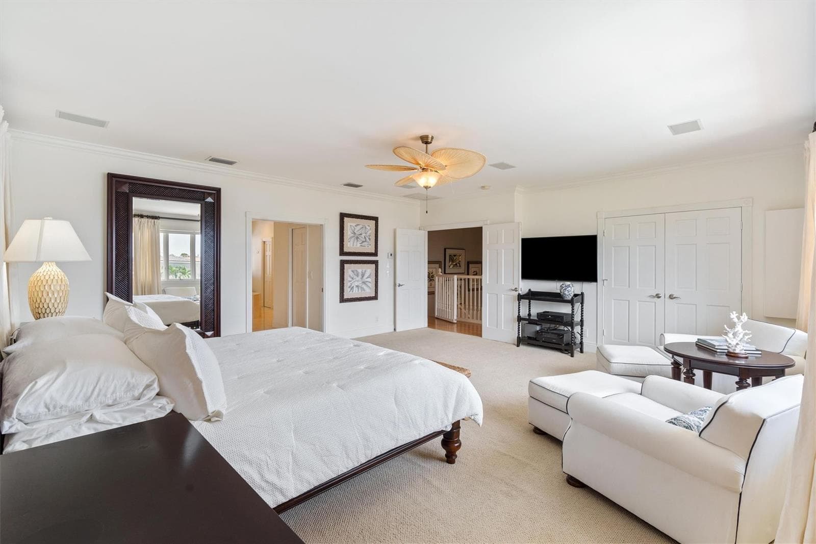 703 Royal Plaza Drive photo 11