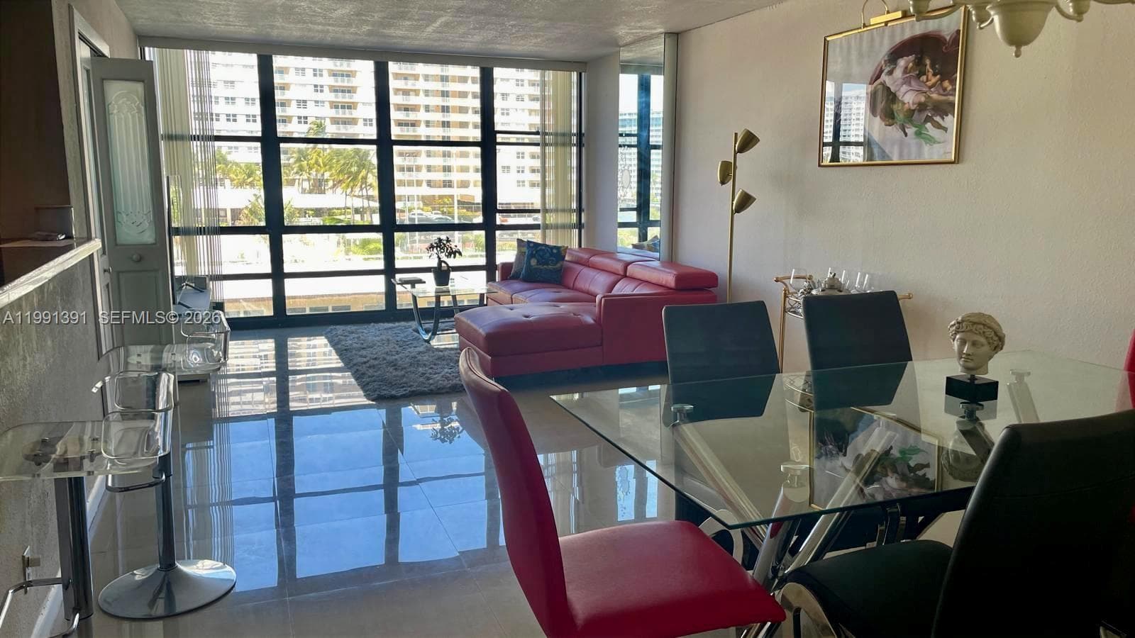2017 OCEAN DR 405W photo 4