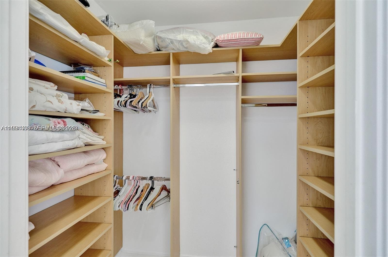 18101 Collins Ave 1003 photo 17