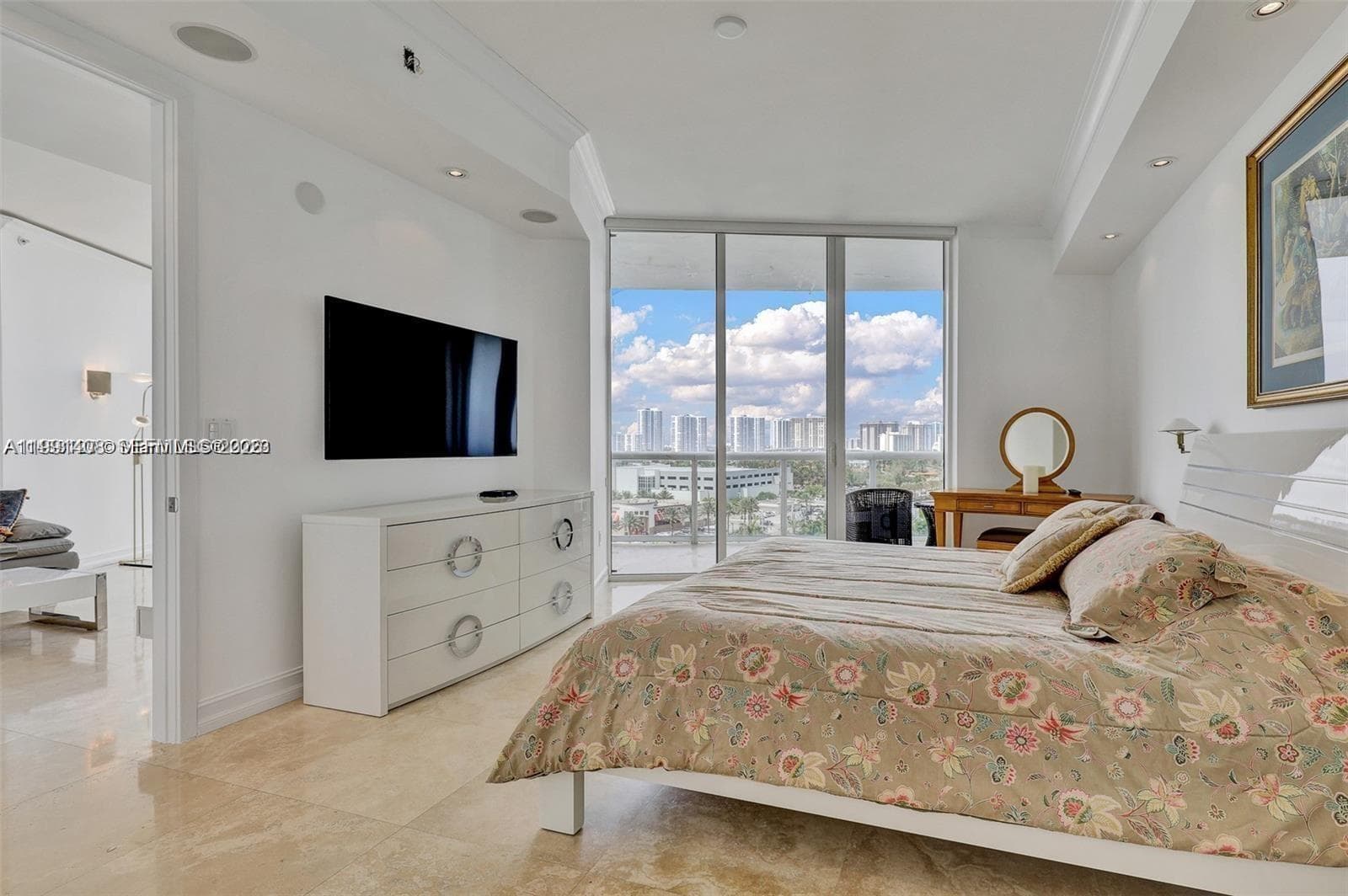 18101 Collins Ave 1003 photo 22