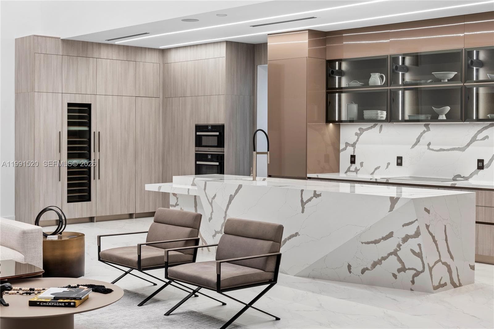 775 77th Ter photo 6