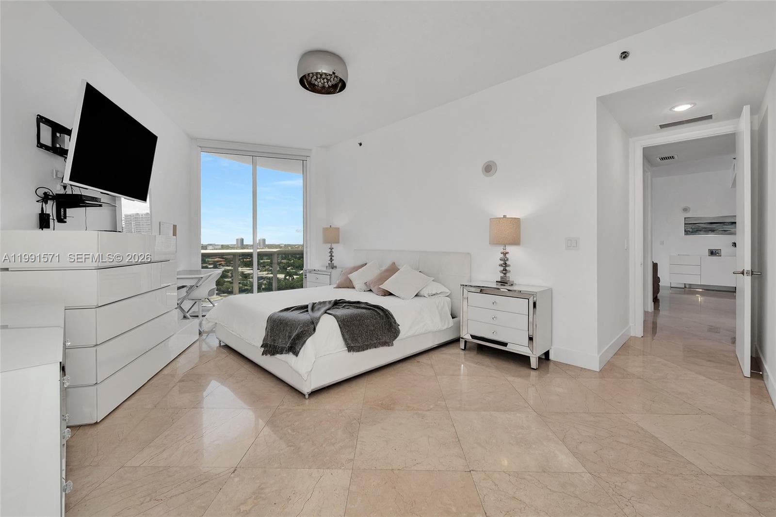 16001 collins ave 1005 photo 23