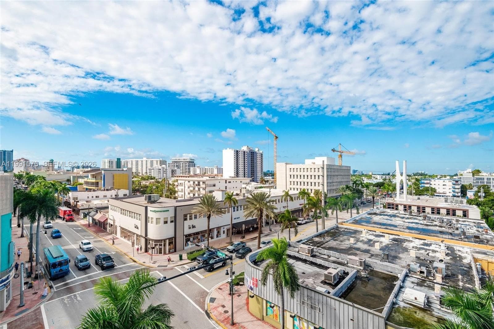 7135 Collins Ave 625 photo 4