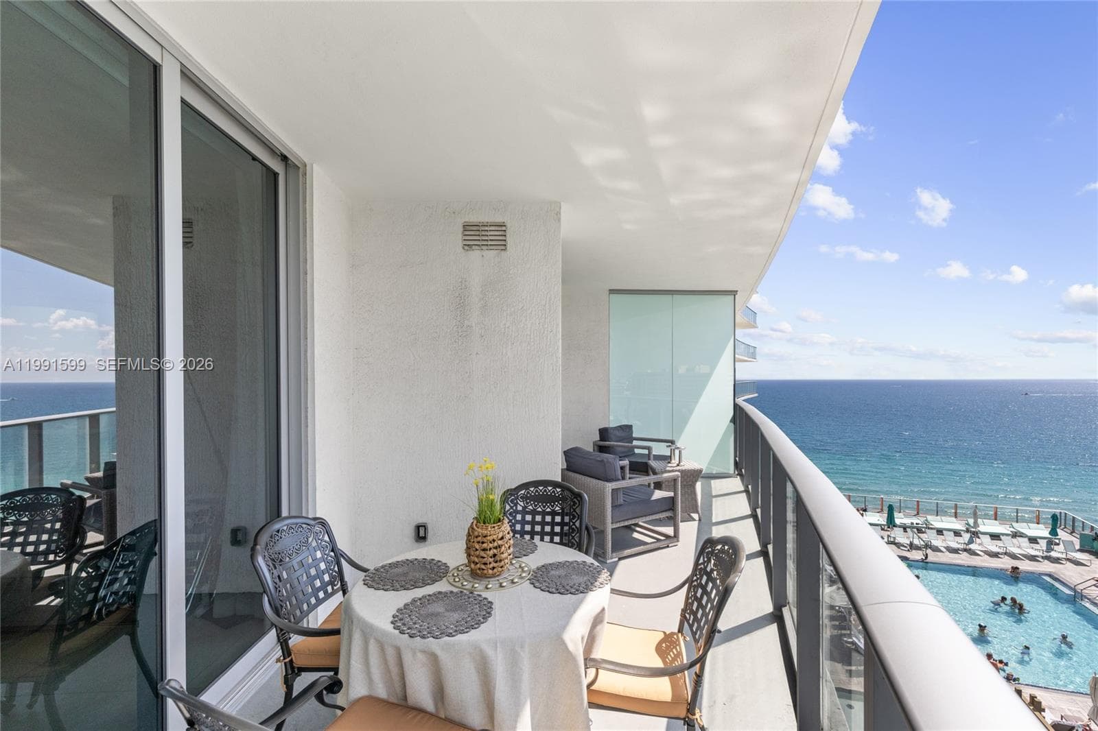 4111 Ocean Dr 1107 photo 2