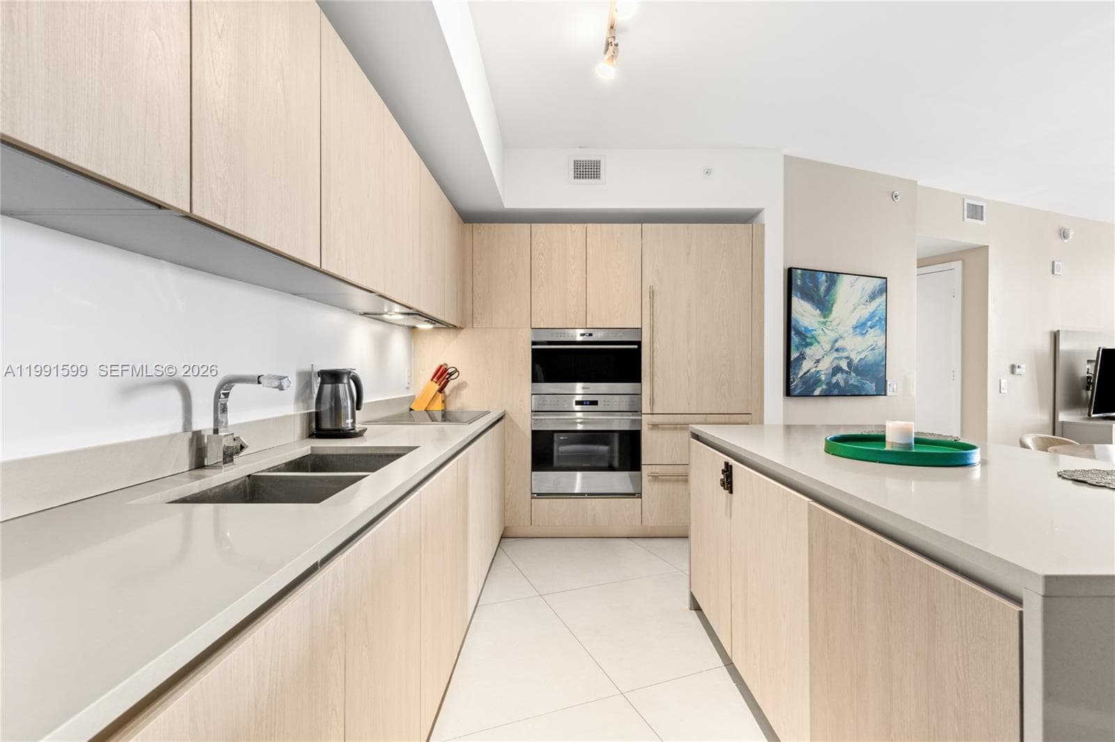 4111 Ocean Dr 1107 photo 21