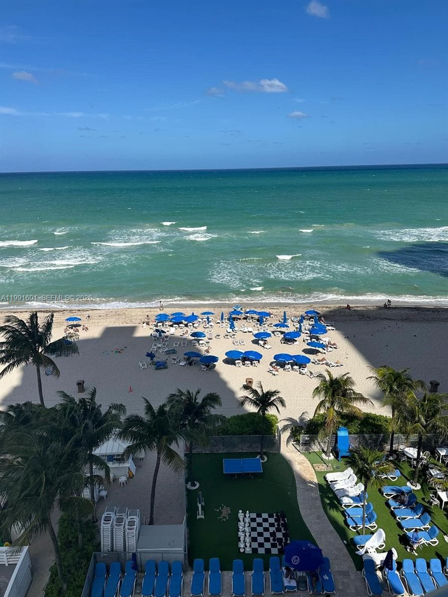 18683 Collins Ave 802 photo 1