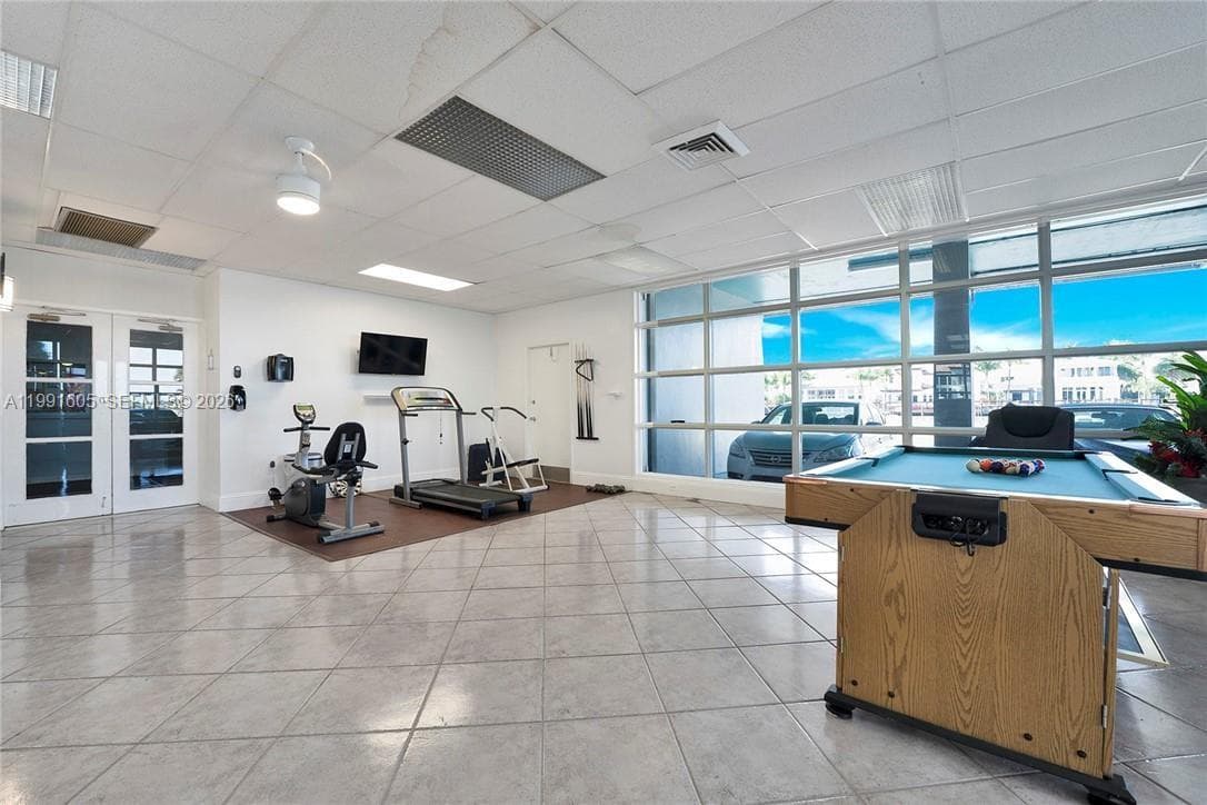 1400 S Ocean Dr 1004 photo 24