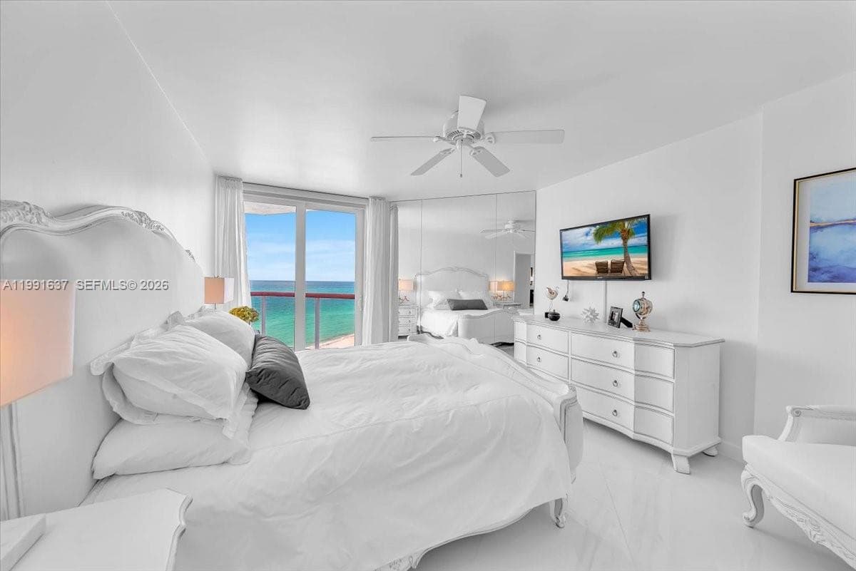 6767 Collins Ave 1110 photo 17