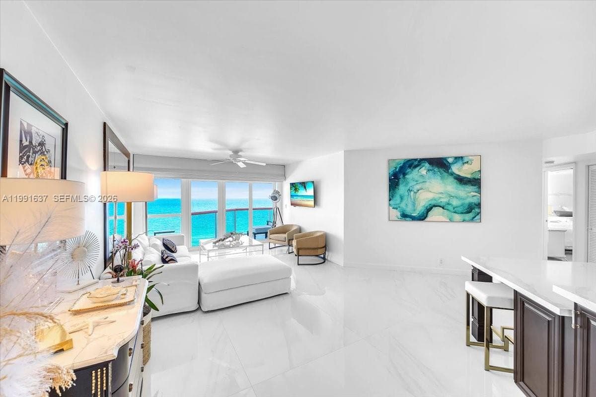 6767 Collins Ave 1110 photo 5
