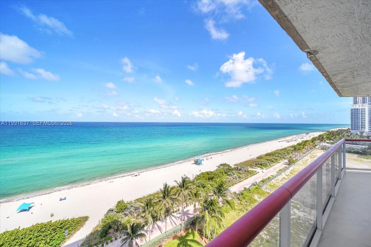 6767 Collins Ave 1110 photo 25