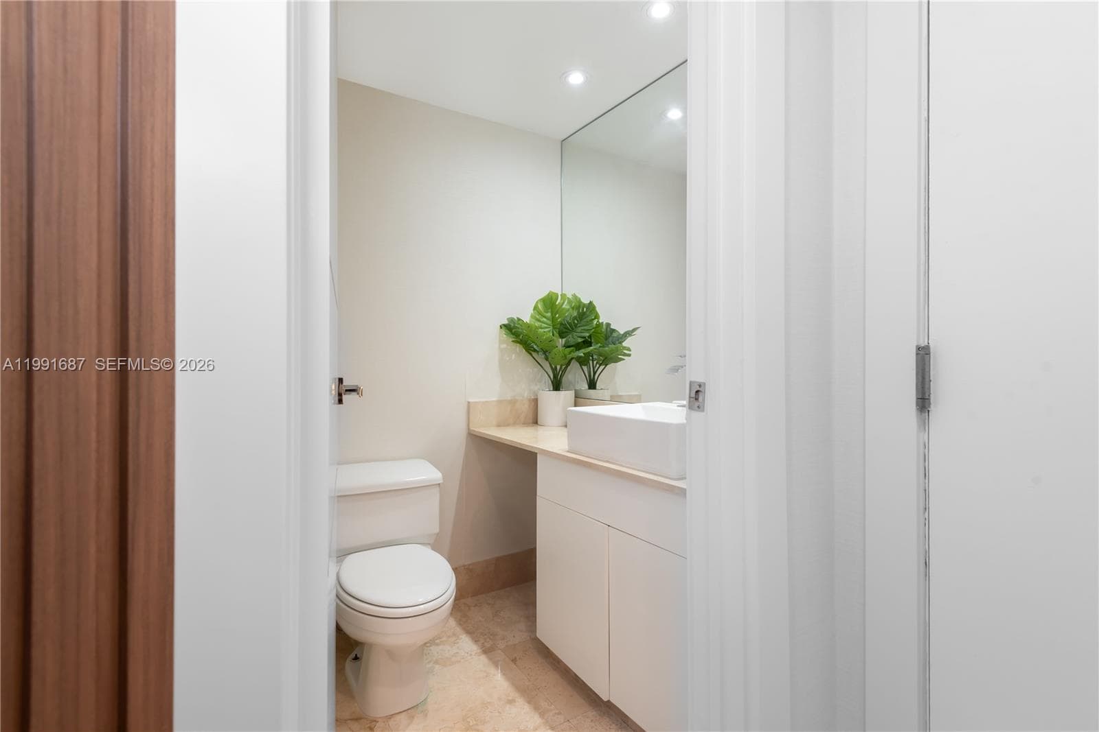 701 Brickell Key Blvd 1912 photo 13