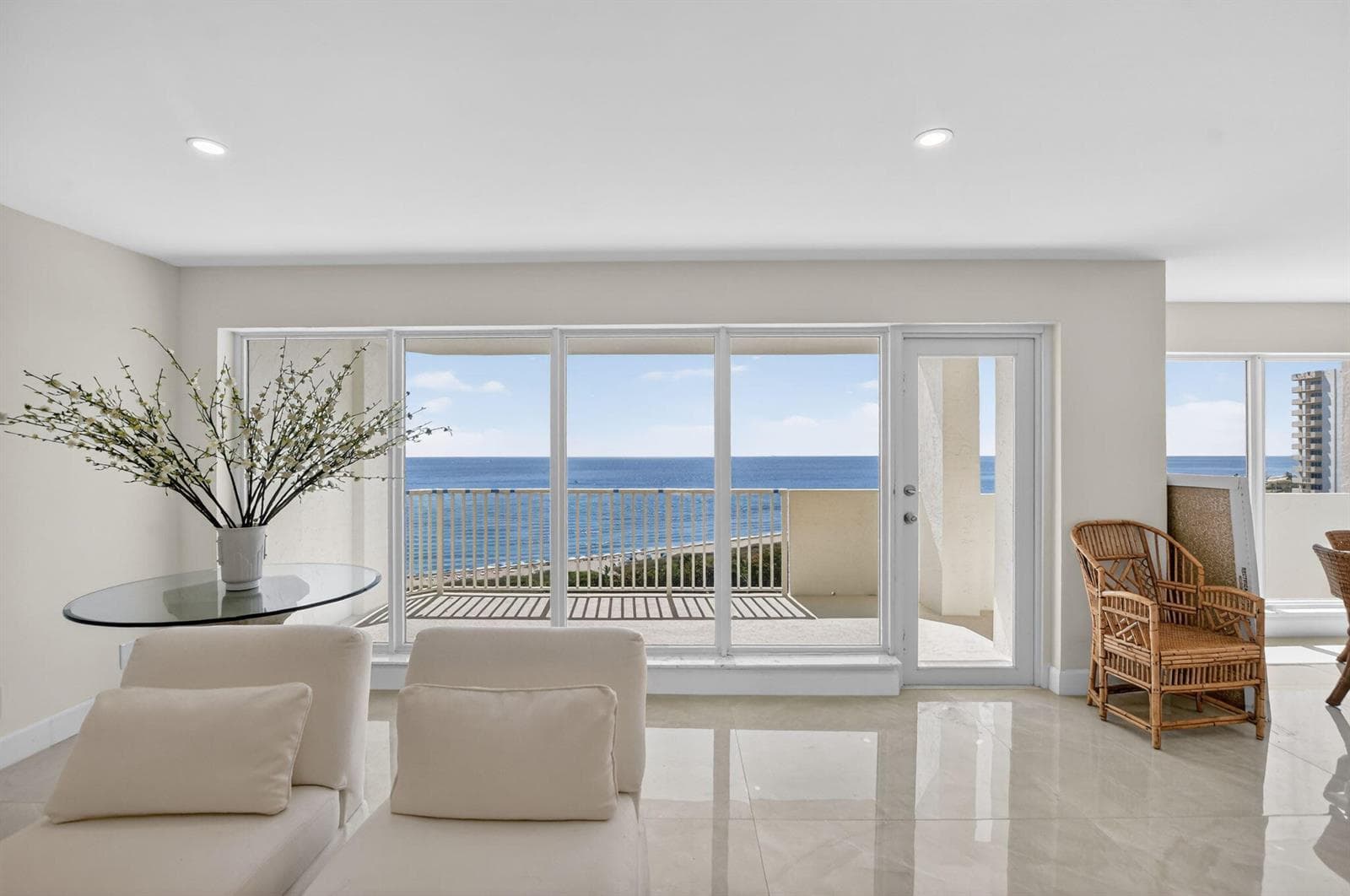 4301 N Ocean Boulevard 1105 photo 2