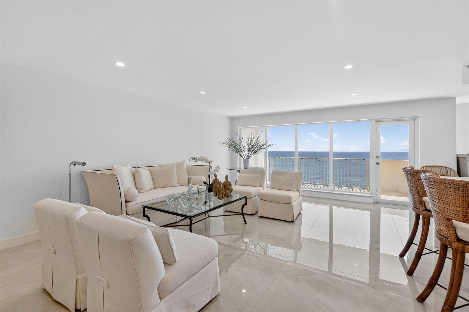 4301 N Ocean Boulevard 1105 photo 3