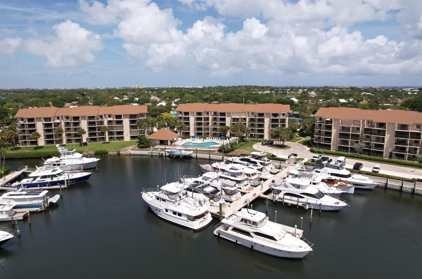 1501 Marina Isle Way 501 photo 1
