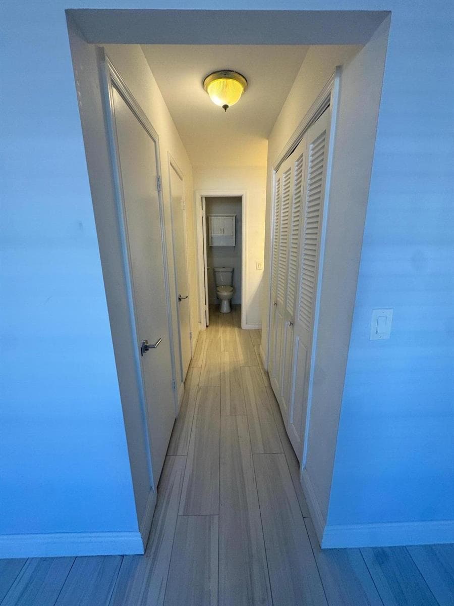 6521 Bay Club Drive 4 photo 6