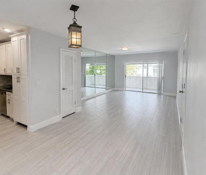 6521 Bay Club Drive 4 photo 1