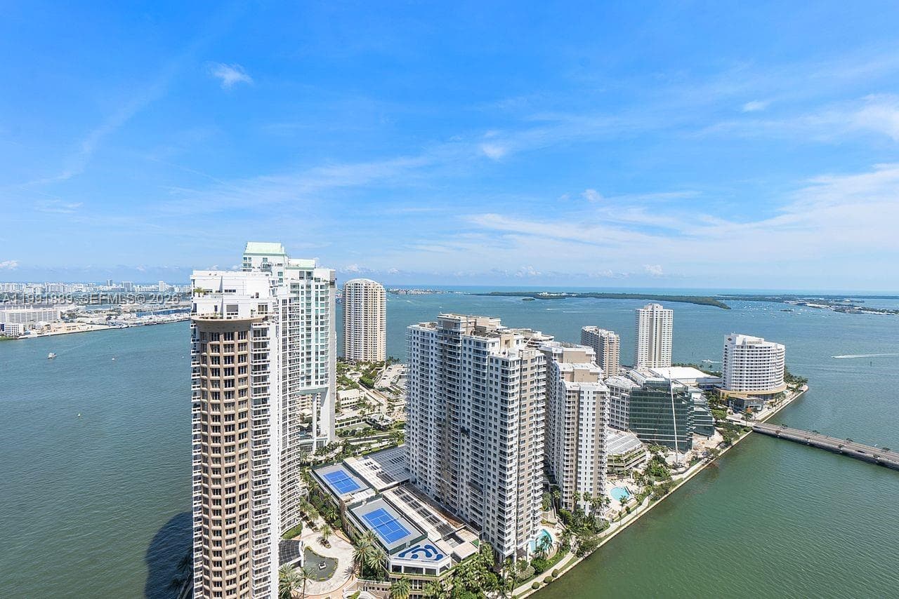 465 Brickell Ave 3905 photo 15