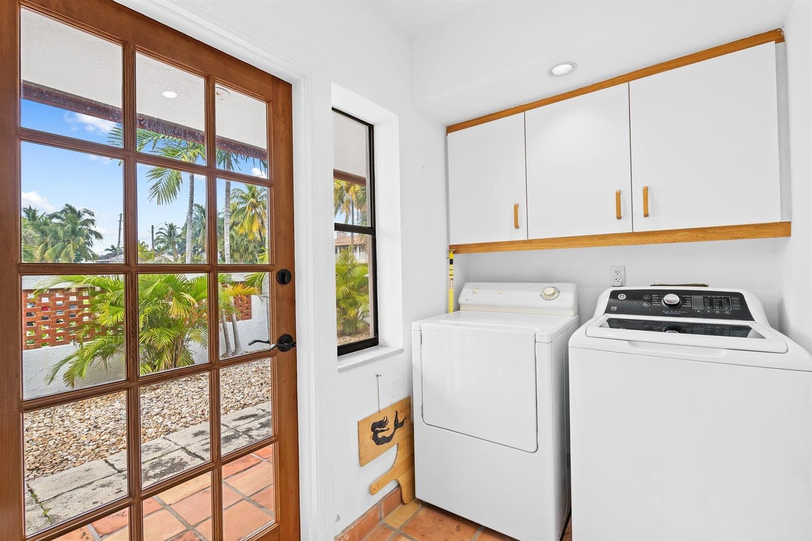 1511 E Lake Drive photo 17
