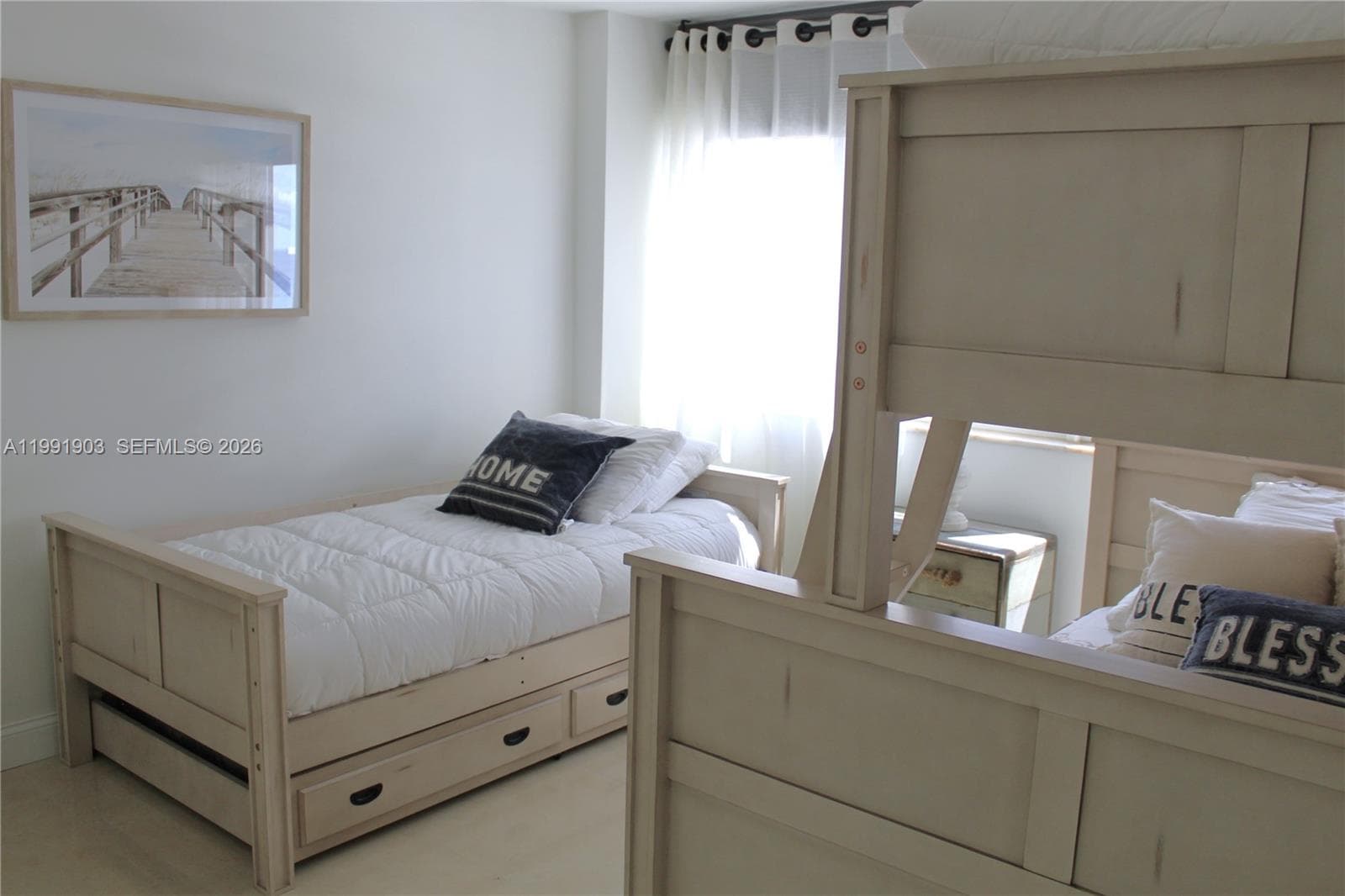 2030 Ocean Dr 821 photo 20