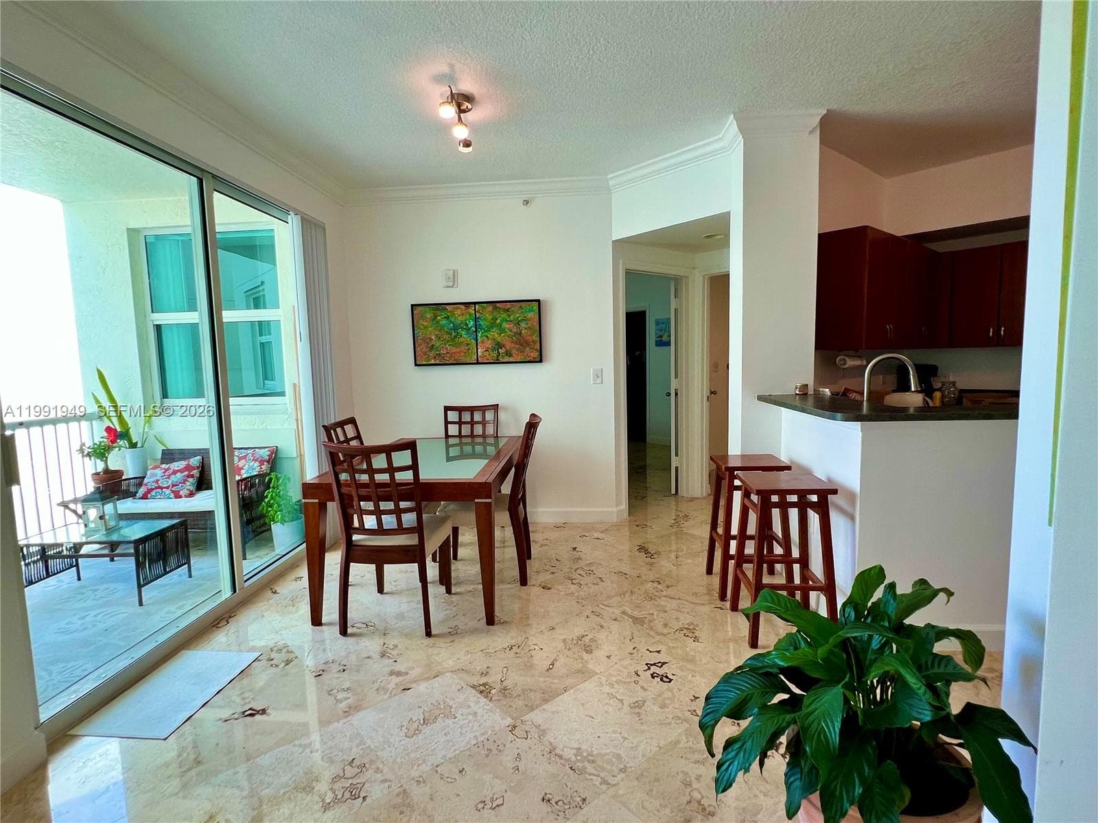 9172 Collins Ave 305 photo 2
