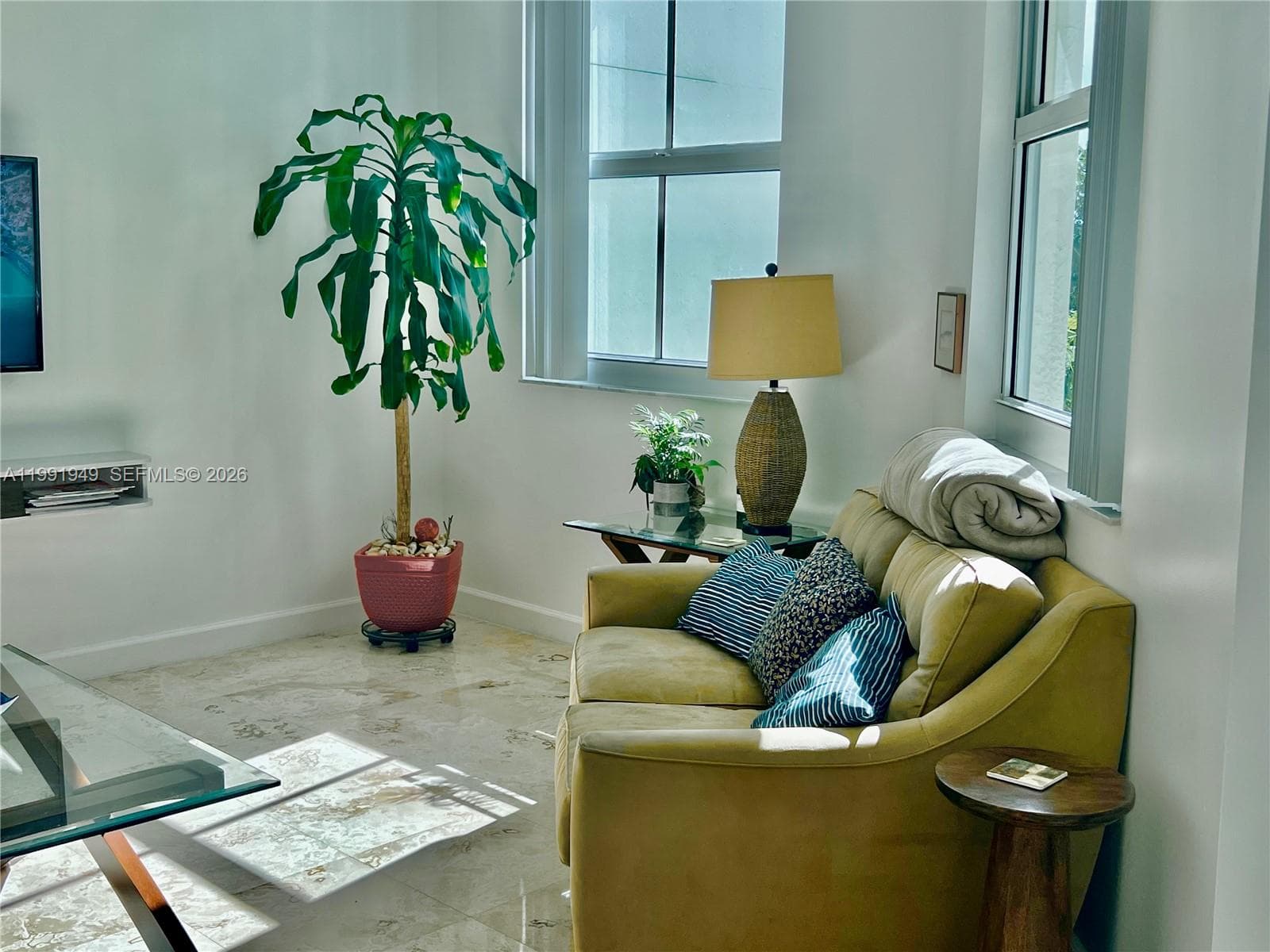 9172 Collins Ave 305 photo 4