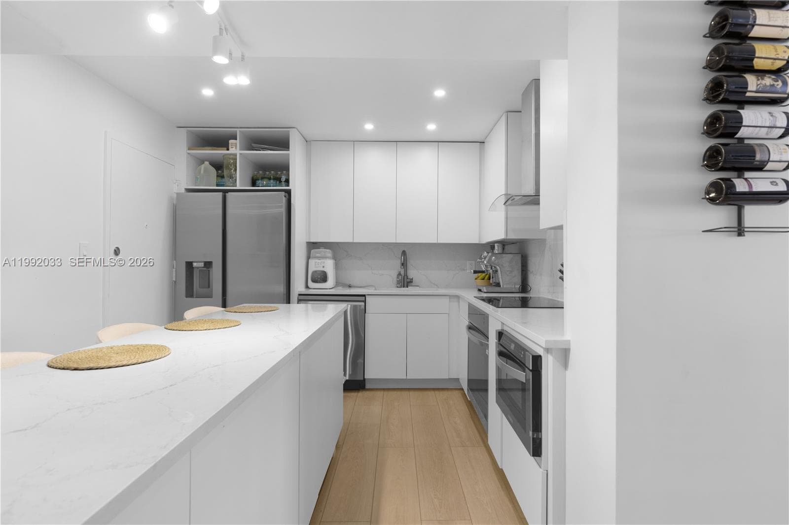 5161 Collins Ave 410 photo 13