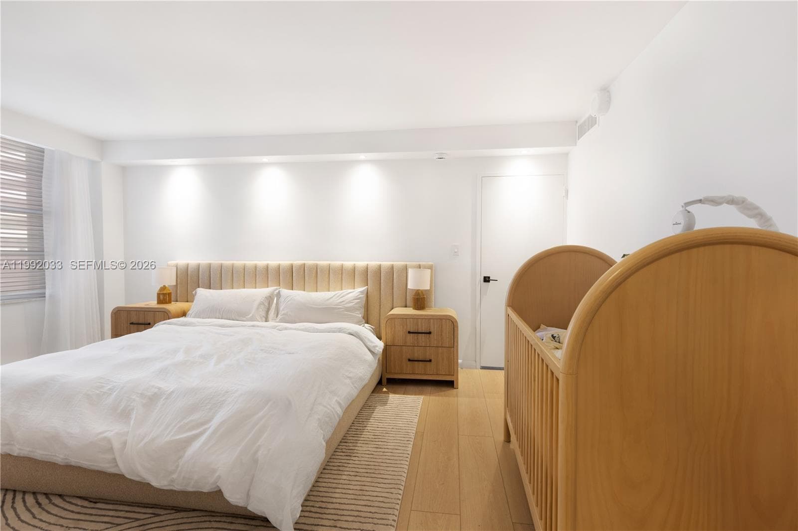 5161 Collins Ave 410 photo 7