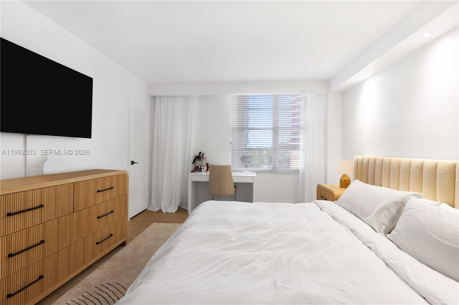 5161 Collins Ave 410 photo 5