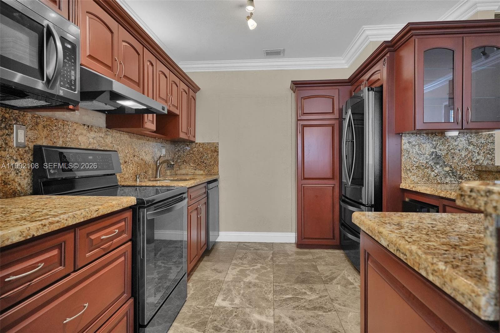 5401 Collins Ave 1514 photo 20