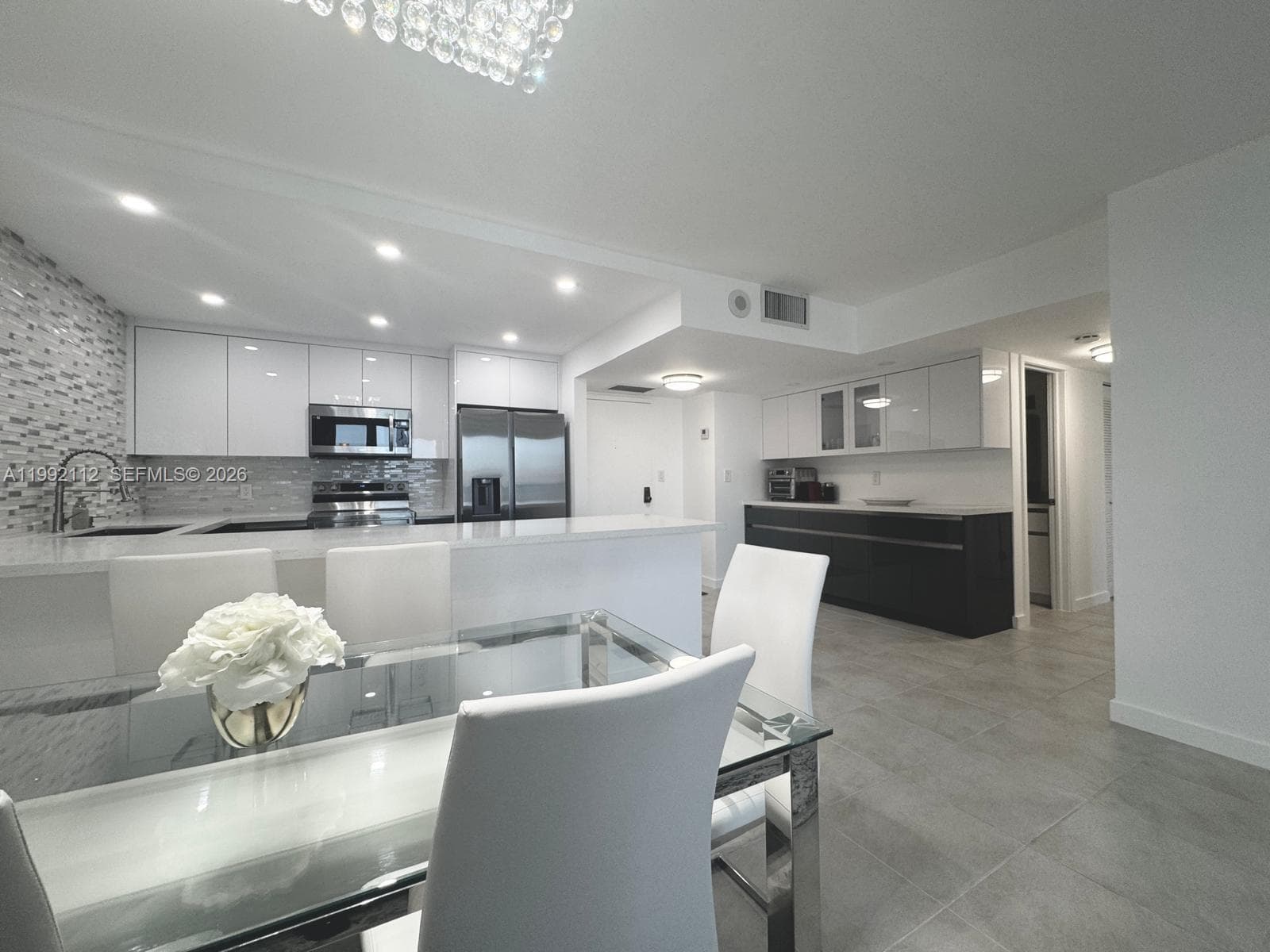 3800 Ocean Dr 1710 photo 7