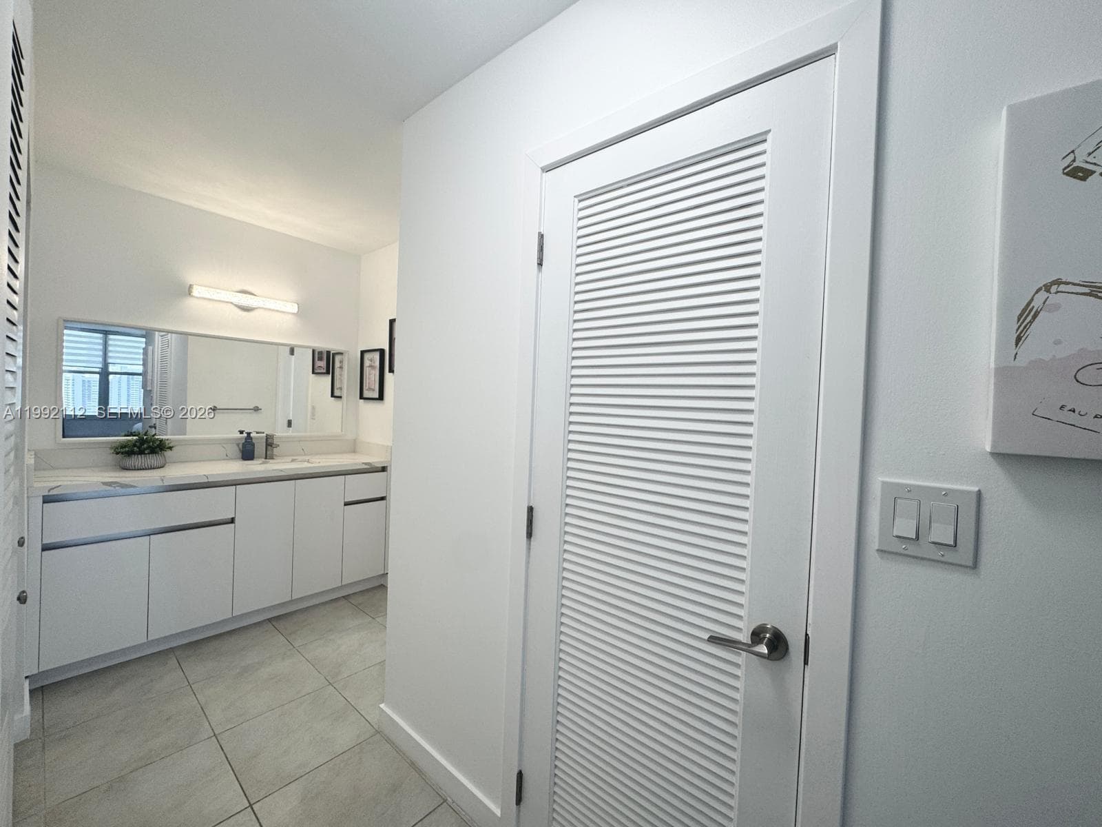 3800 Ocean Dr 1710 photo 21