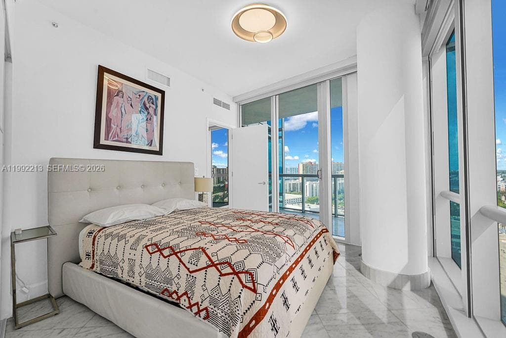 17121 Collins Ave 1808 photo 12