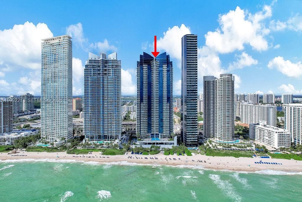 17121 Collins Ave 1808 photo 5