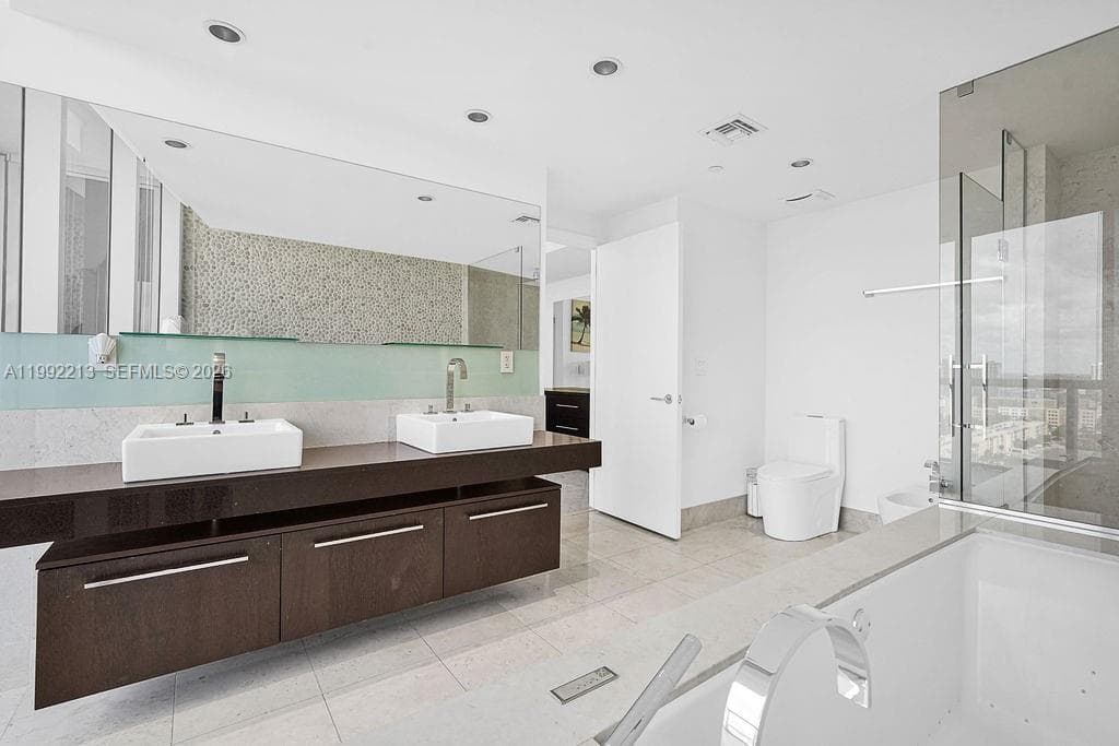 17121 Collins Ave 1808 photo 18
