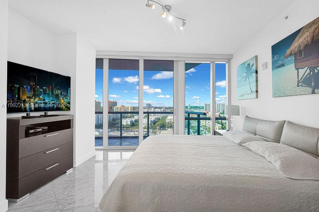 17121 Collins Ave 1808 photo 21