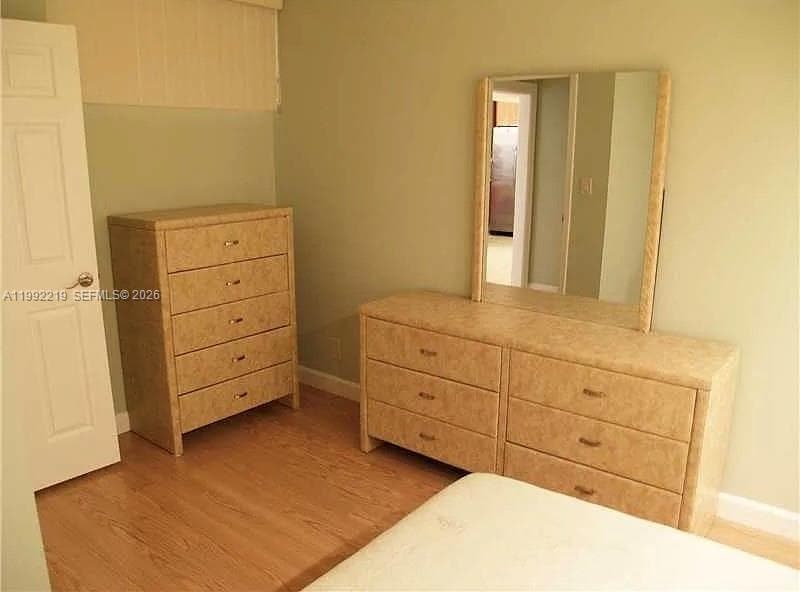 1865 Ocean Dr 2B photo 11