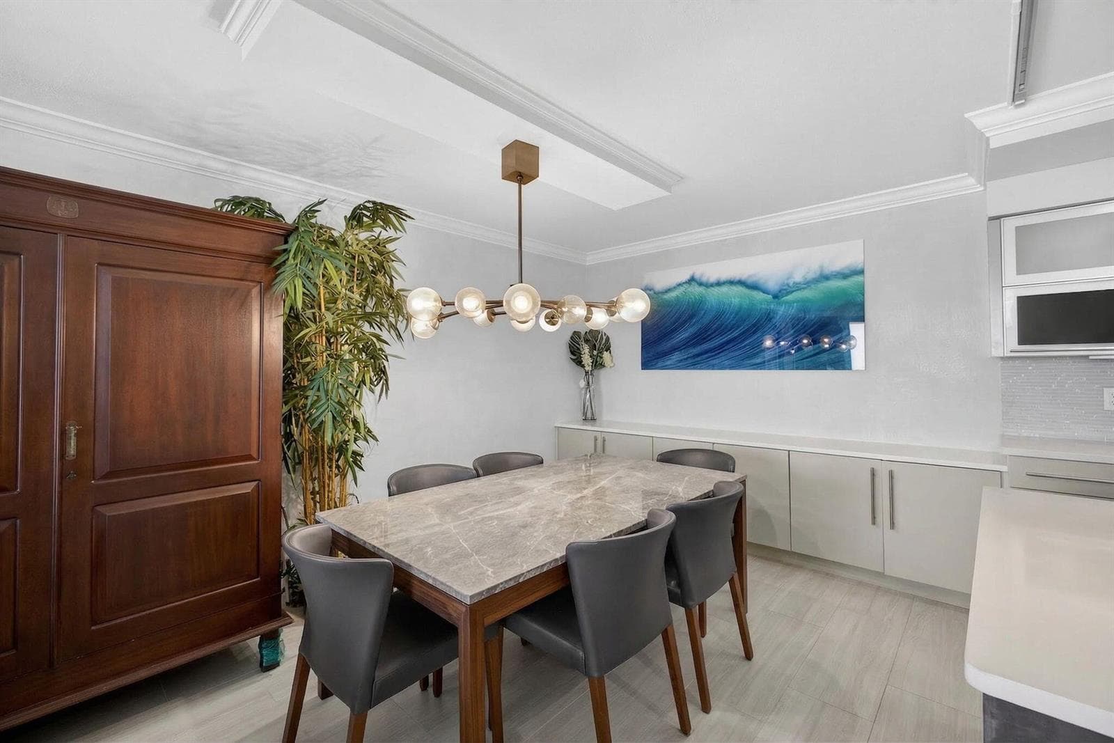 5440 N Ocean Drive 805 photo 3