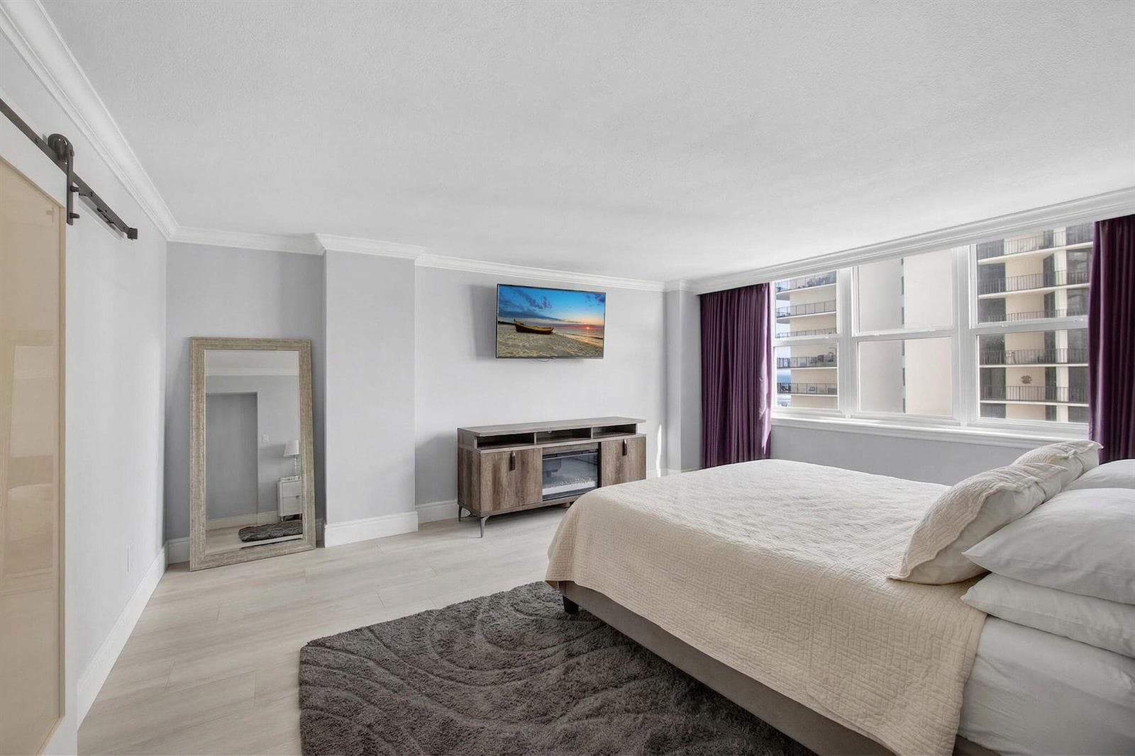 5440 N Ocean Drive 805 photo 15