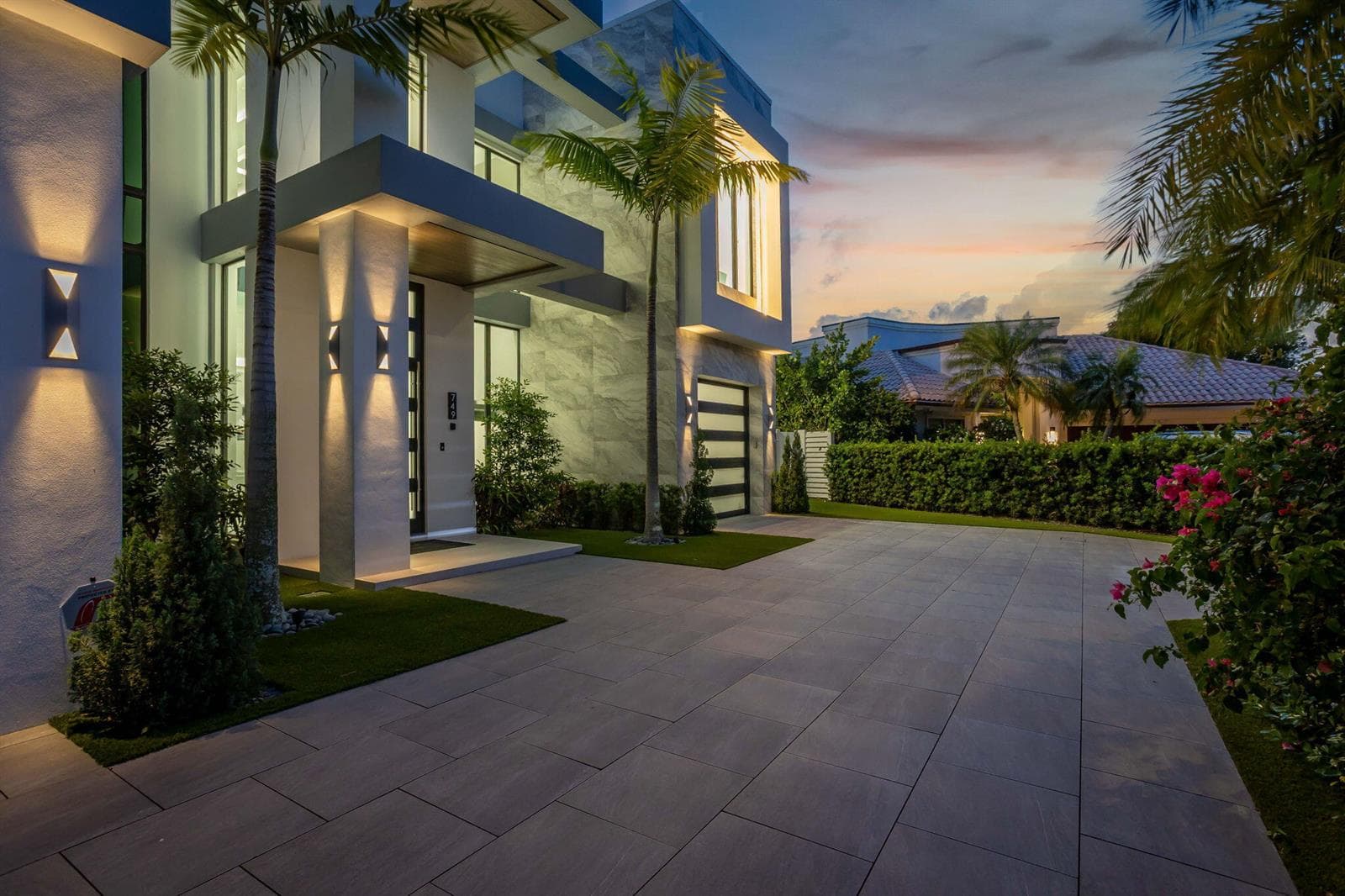 749 Bamboo Drive photo 10