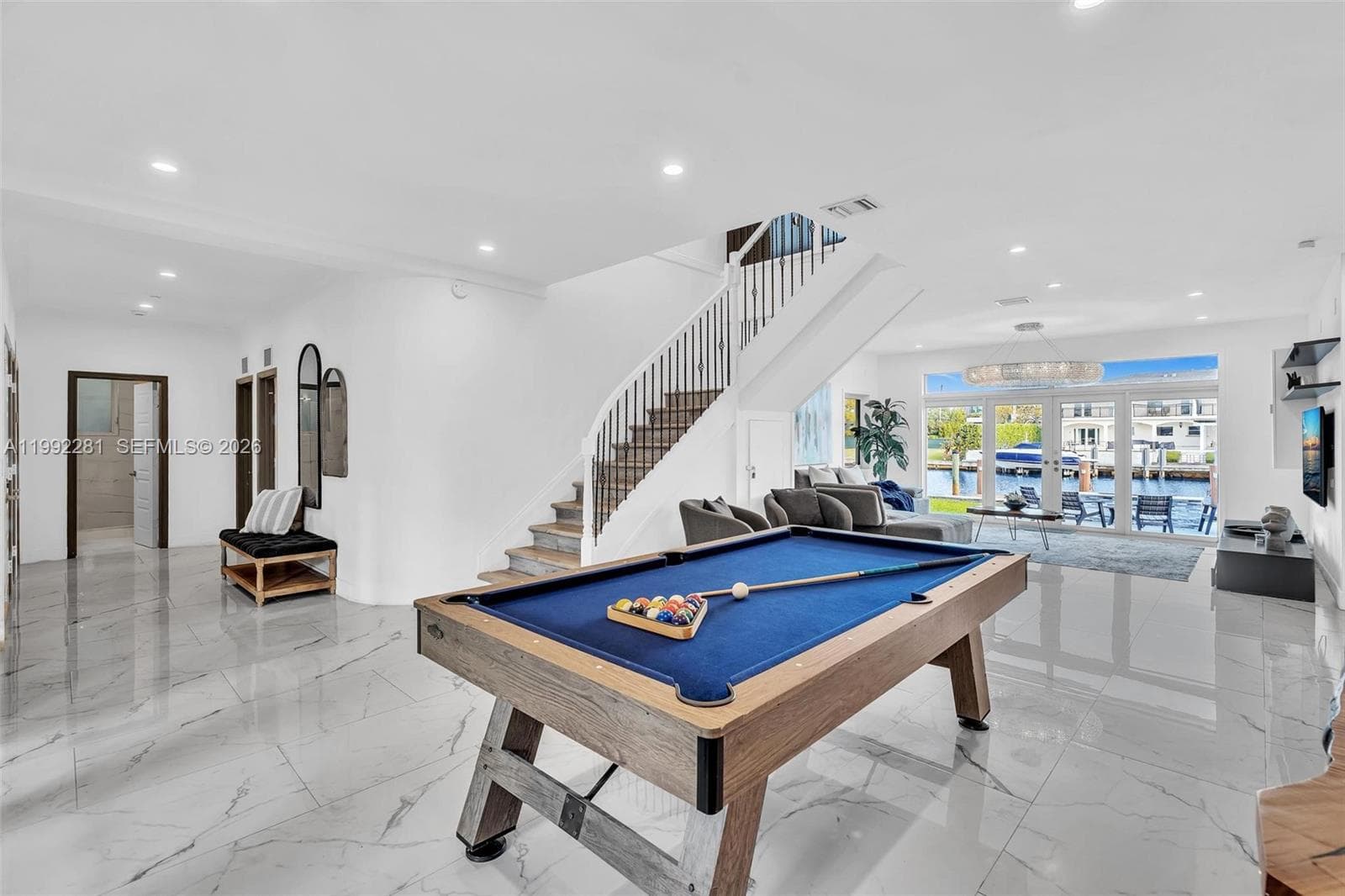 472 Sunset Dr photo 24