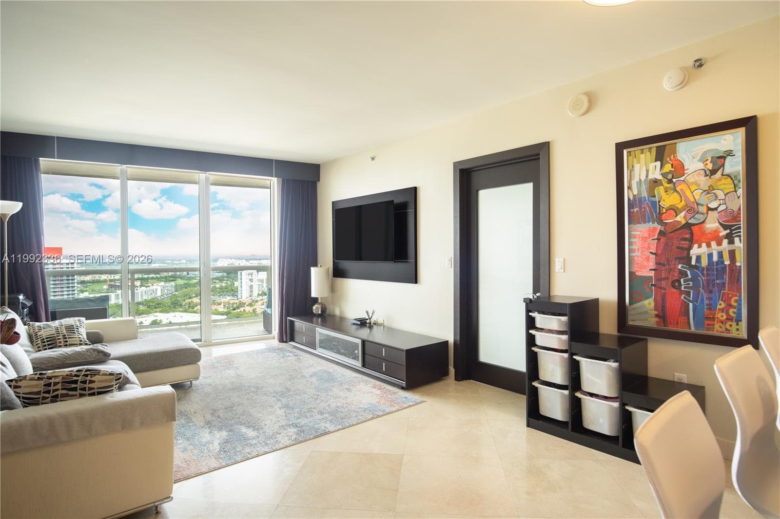 1850 OCEAN DR 3509 photo 3