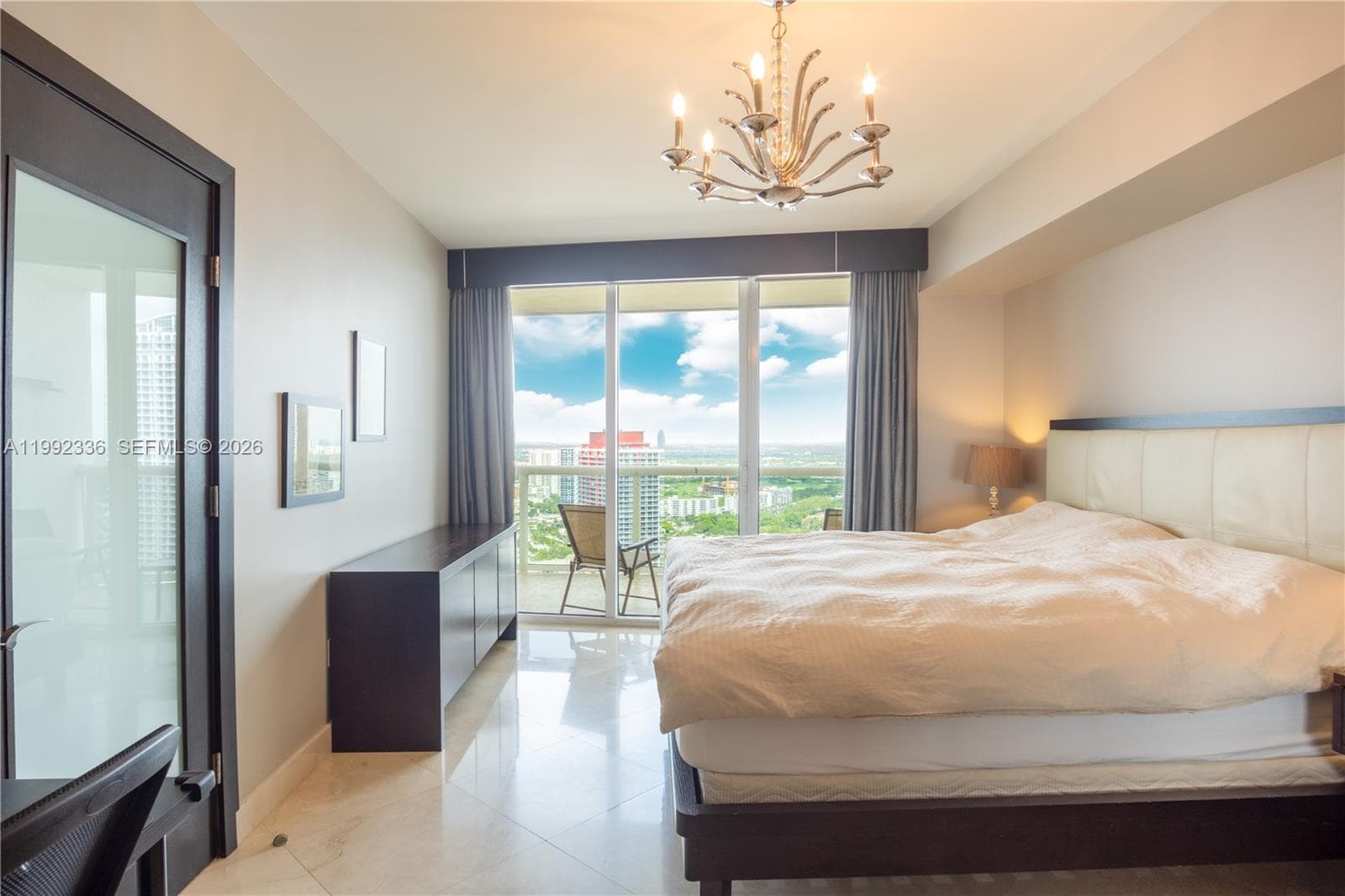 1850 OCEAN DR 3509 photo 11