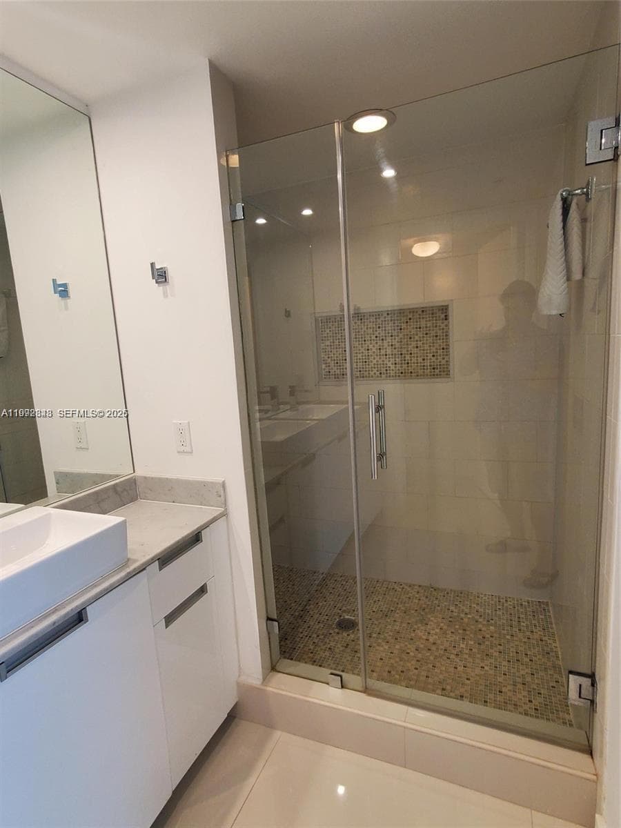 1881 79th St Cswy 706 photo 15