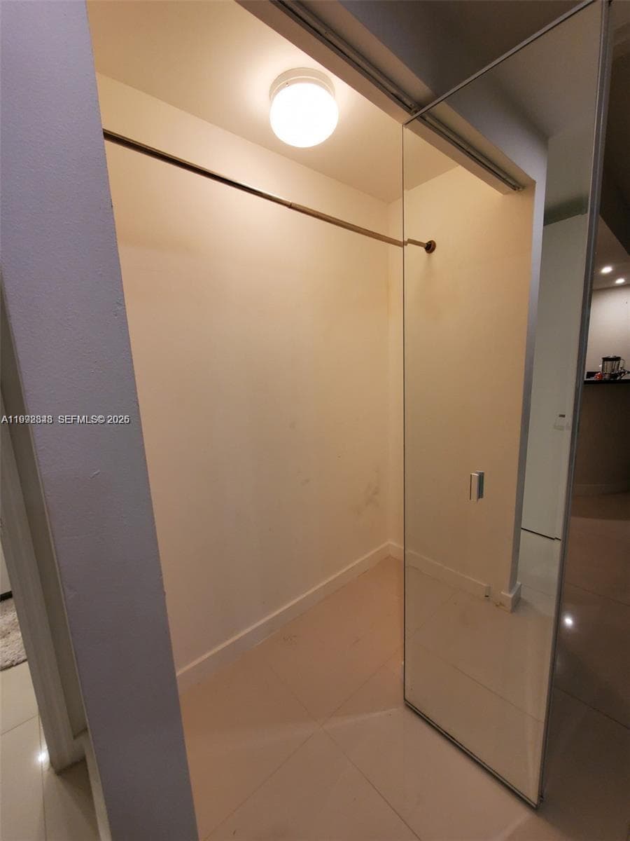 1881 79th St Cswy 706 photo 19