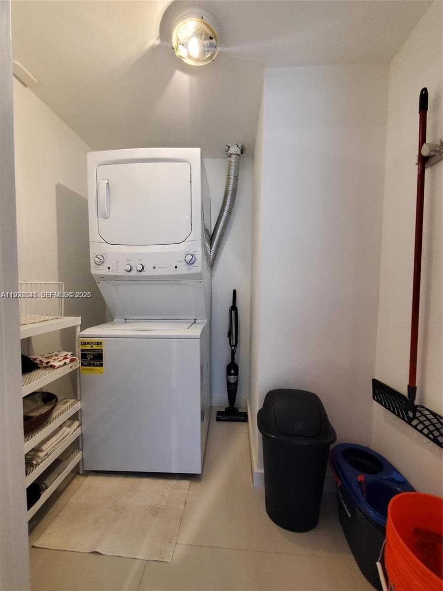 1881 79th St Cswy 706 photo 25