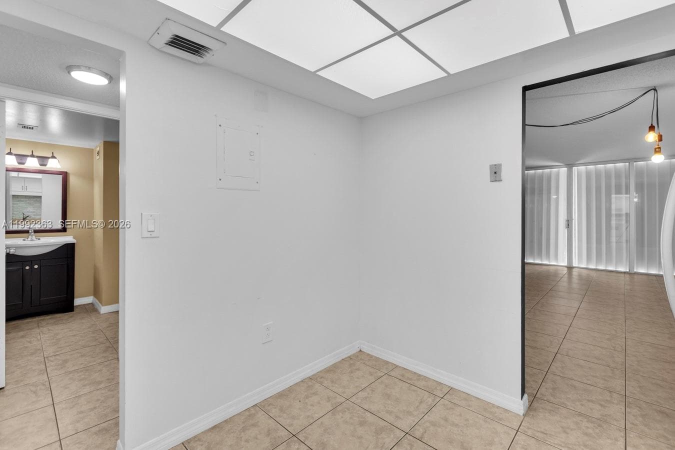 18011 Biscayne Blvd 903 photo 9