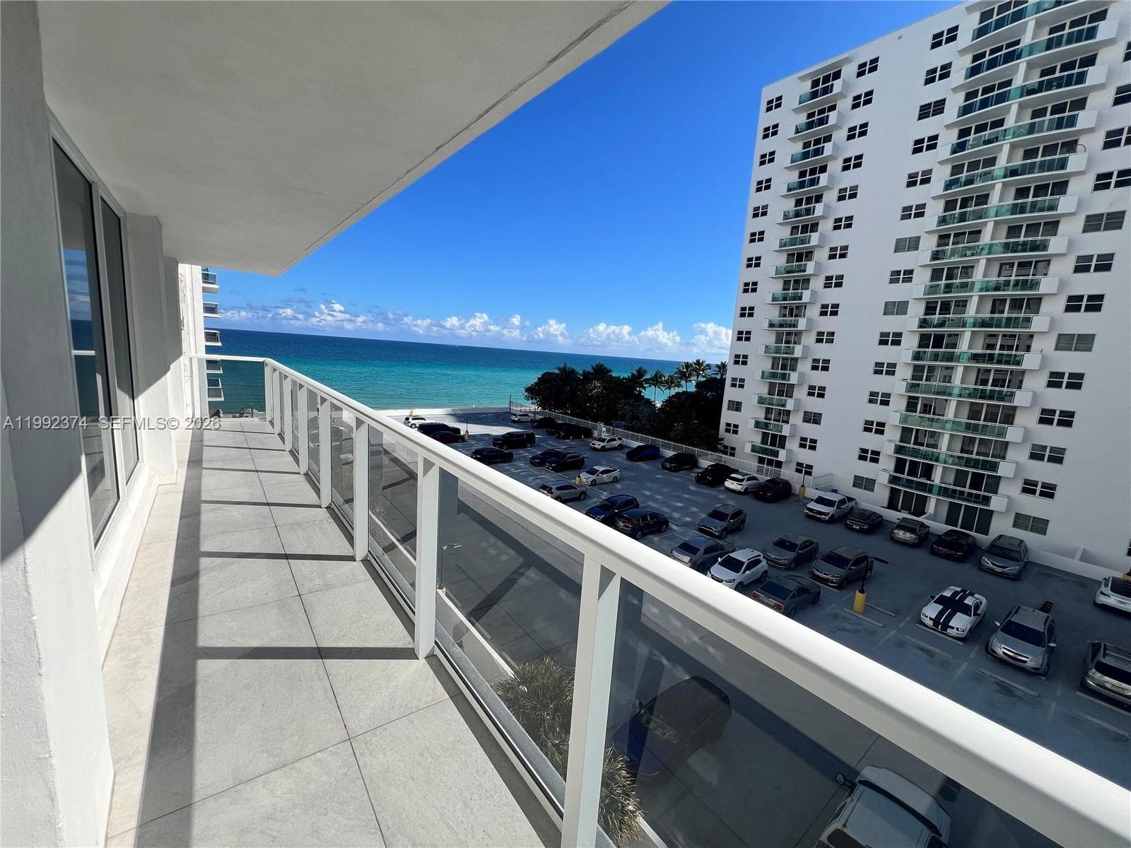 2751 Ocean Dr 508S photo 2